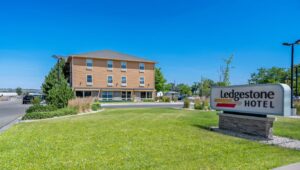 Ledgestone Billings Hotel sign and exterior