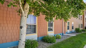 Ledgestone Hotel Billings side exterior